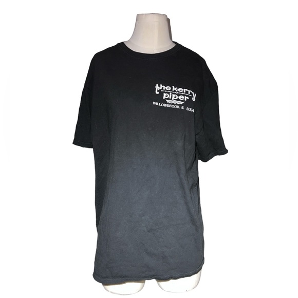 The KERRY PIPER | SHORT SLEEVE GRAPHIC CREW NECK TEE - Picture 1 of 6